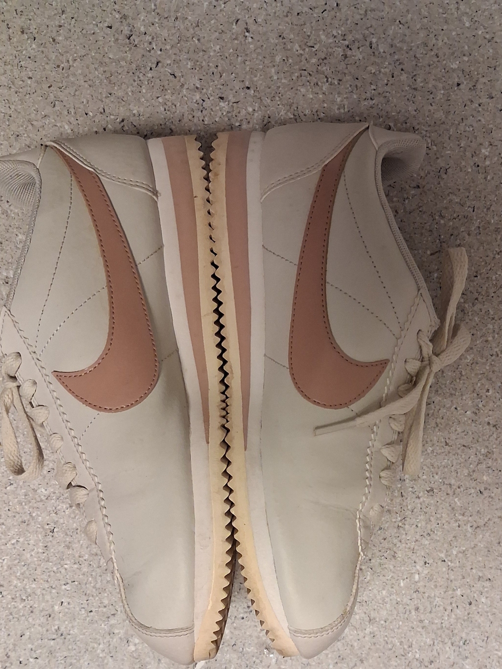 Nike Women’s CORTEZ Creamy-greyish Color Leather Sneakers with Dusty Pink Swoosh
